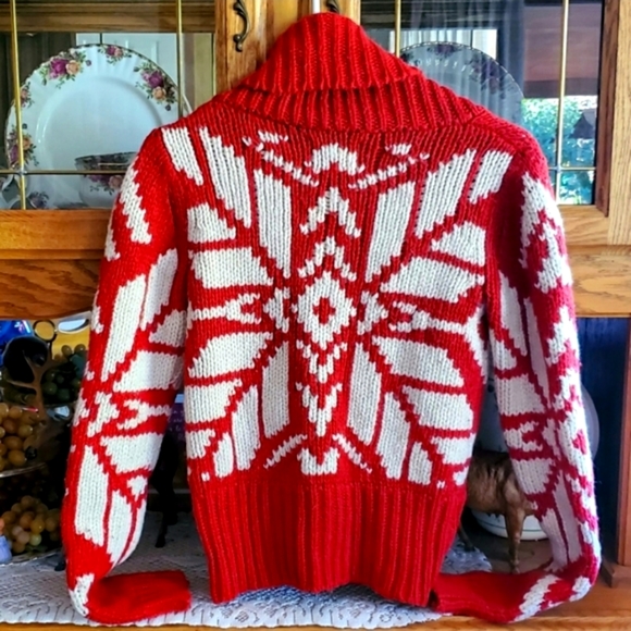 AMERICAN EAGLE SWEATER ~🎊HP🎊 - Picture 2 of 4